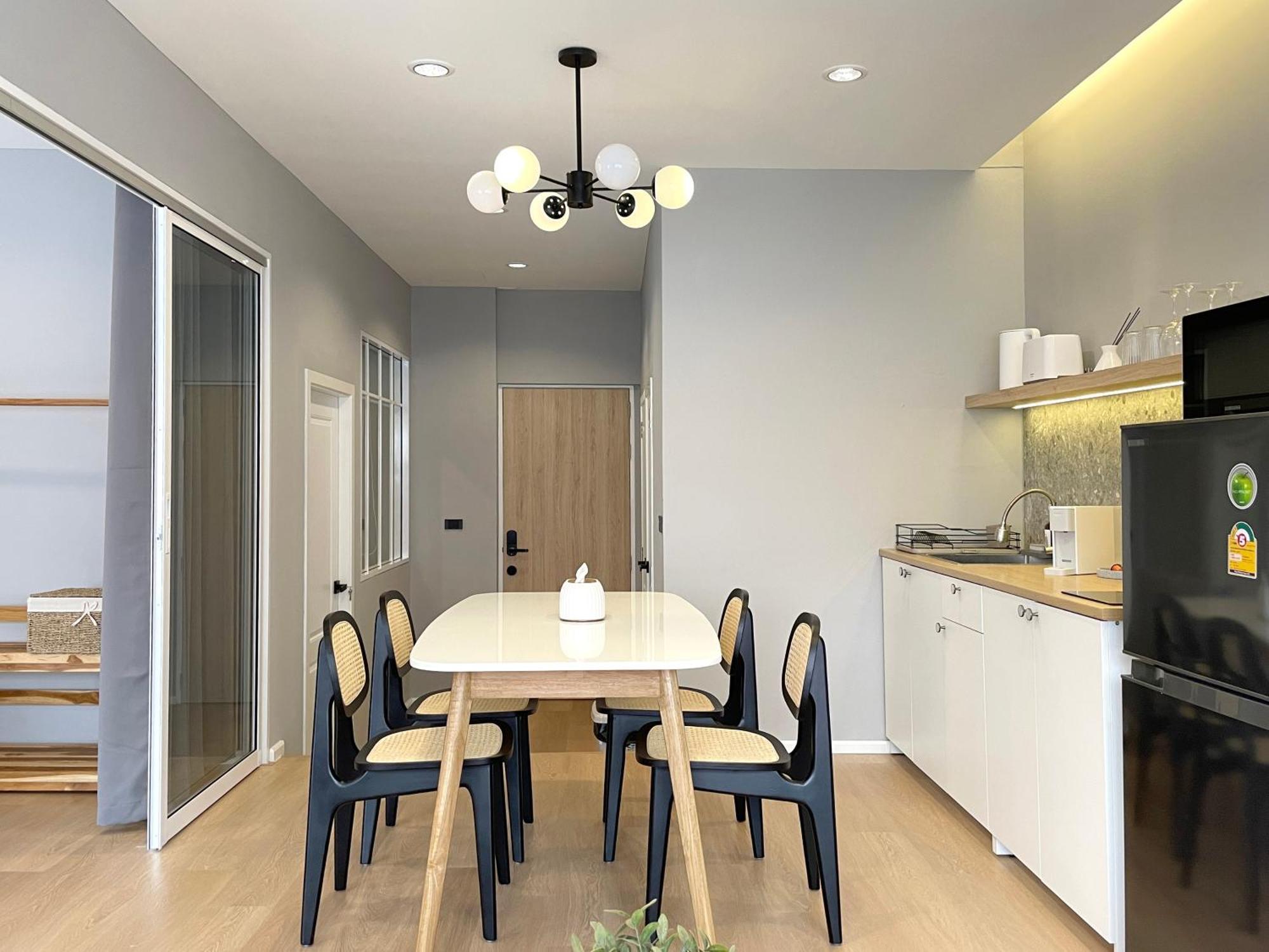 Apartemen 2nd Fl. 2br In Old Town With Rooftop View *