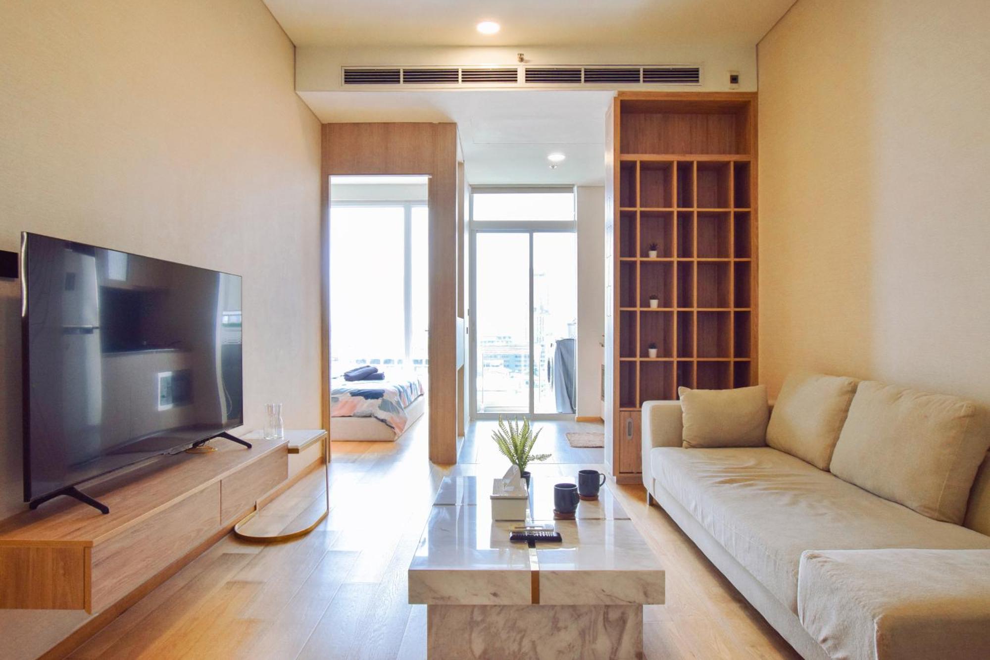 Couette-café Bts Ekkamai-free Pool-bus To Pattya Bangkok