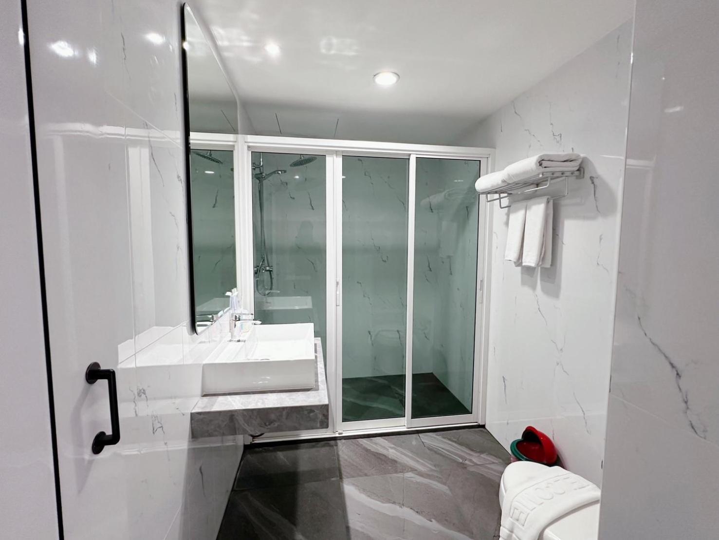 Miloft Sathorn - Sha Certified Khách sạn