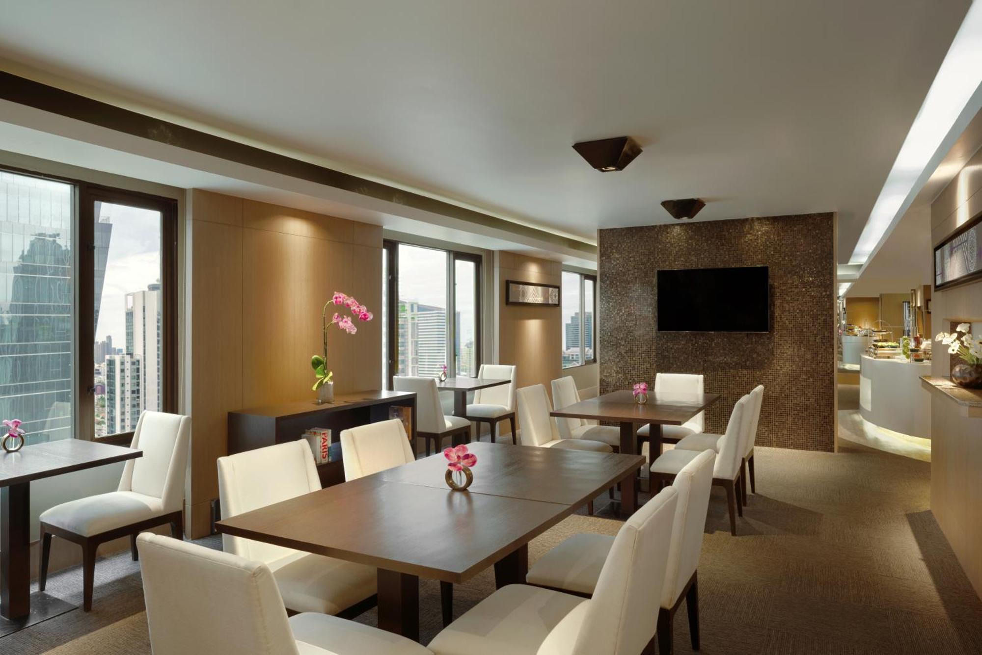 Hotel Avani Ratchada 4*
