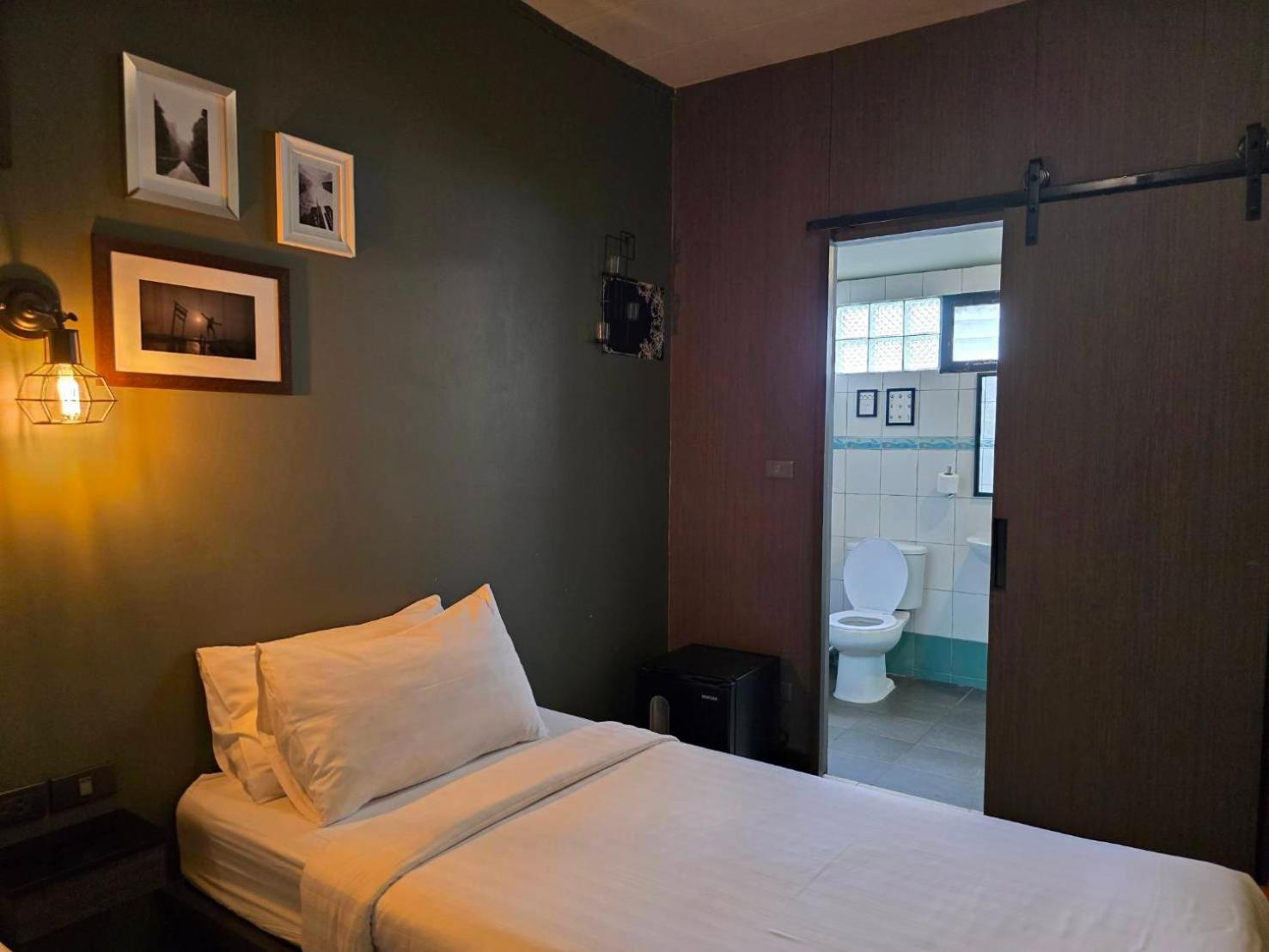 Khách sạn Bbhouse Rambuttri 2 *