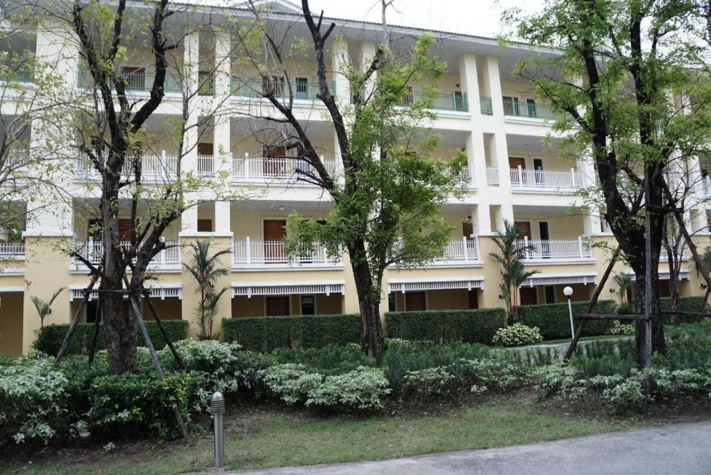 The One Hotell