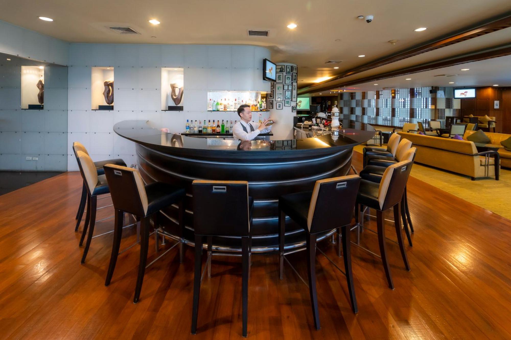 Century Park Hotell