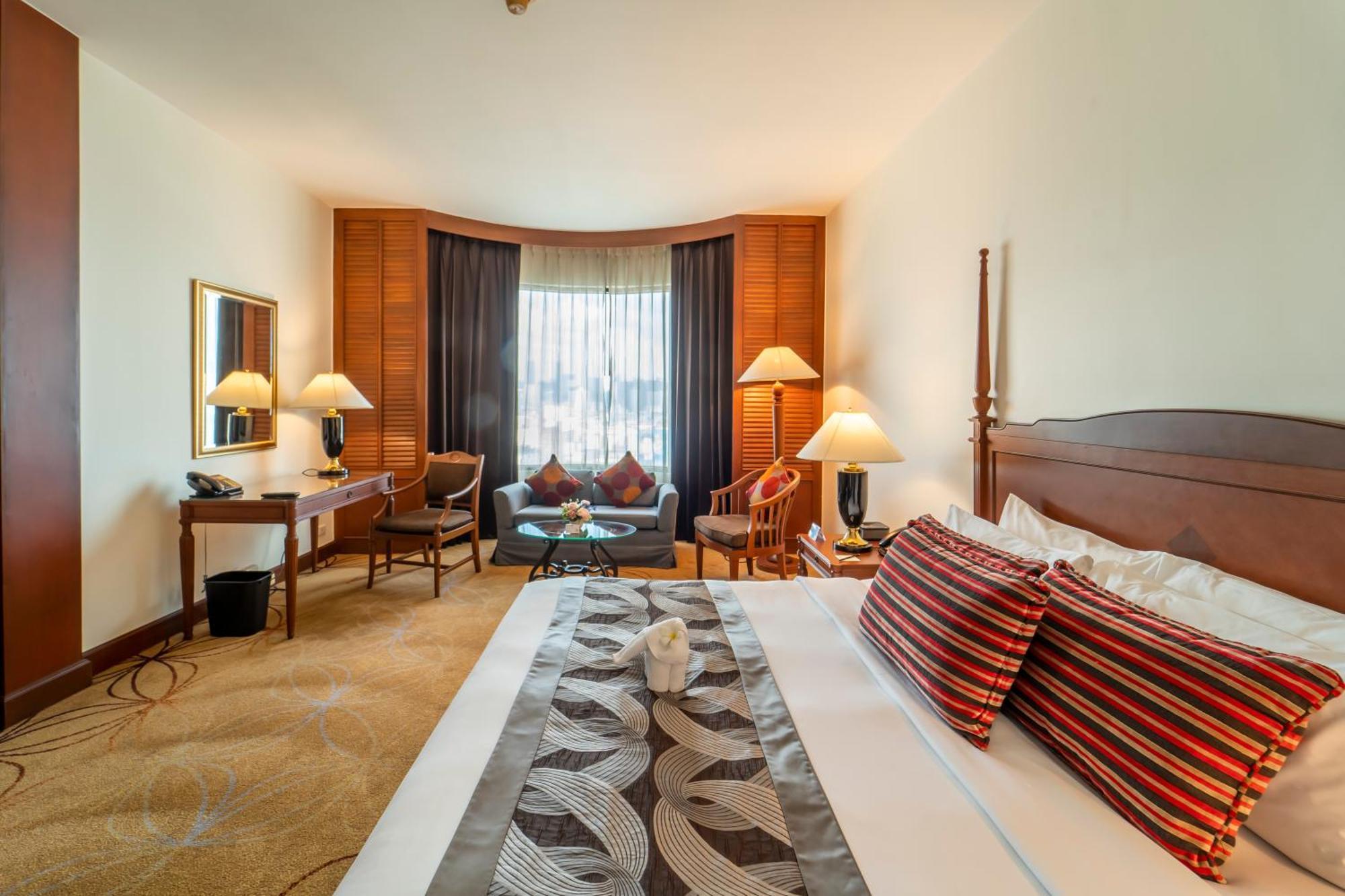Century Park Hotell