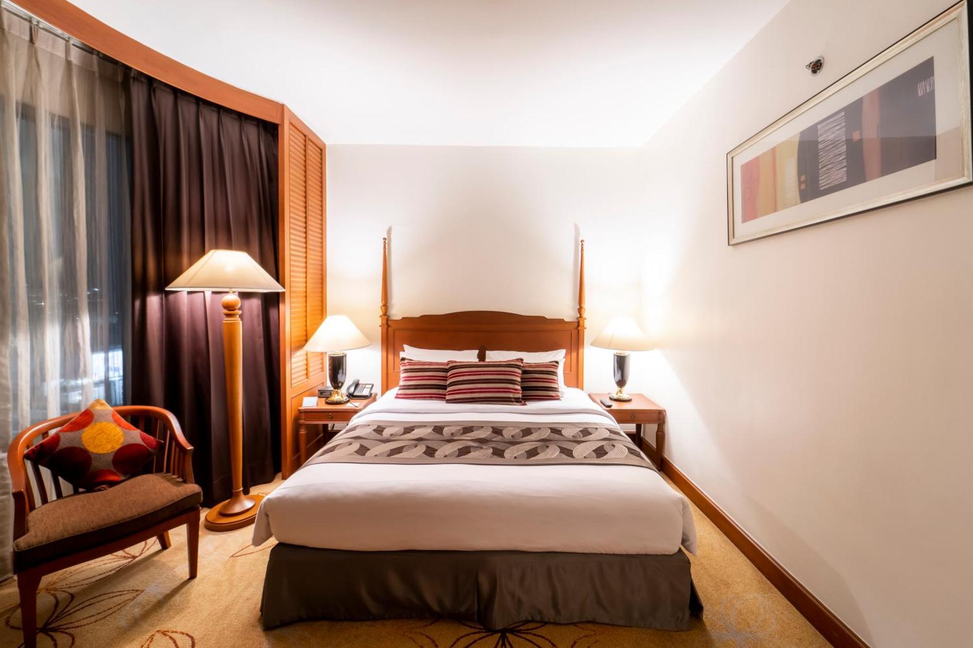 Century Park Hotell