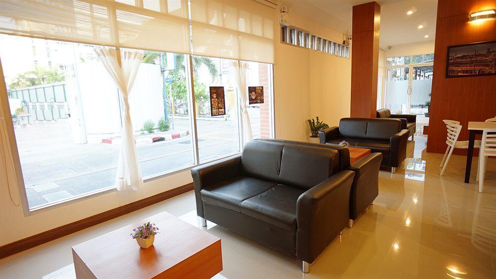 Expressotel By Ploenchit Hotel Bangkok