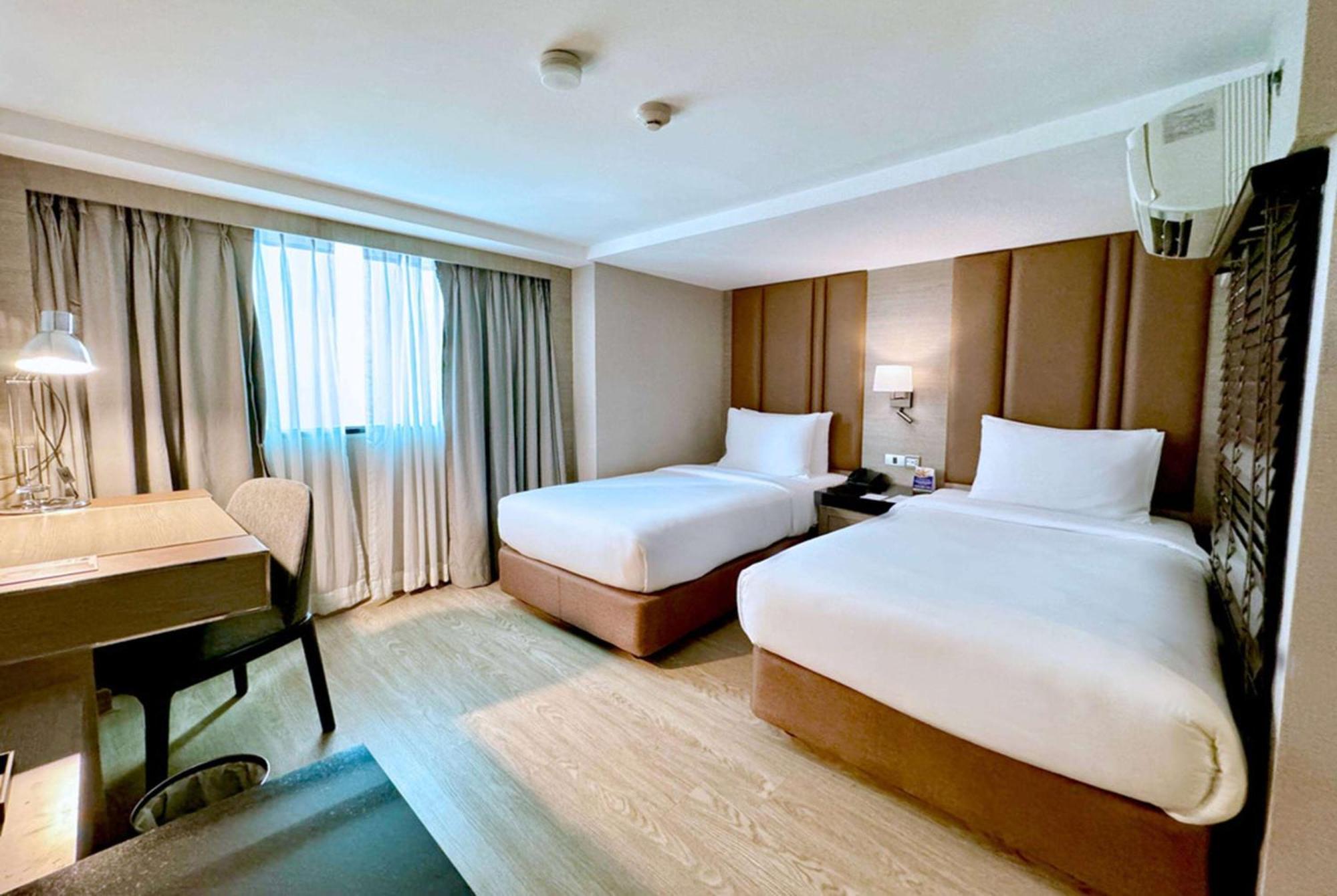 Ramada By Wyndham Sukhumvit 11 Hotel 4*