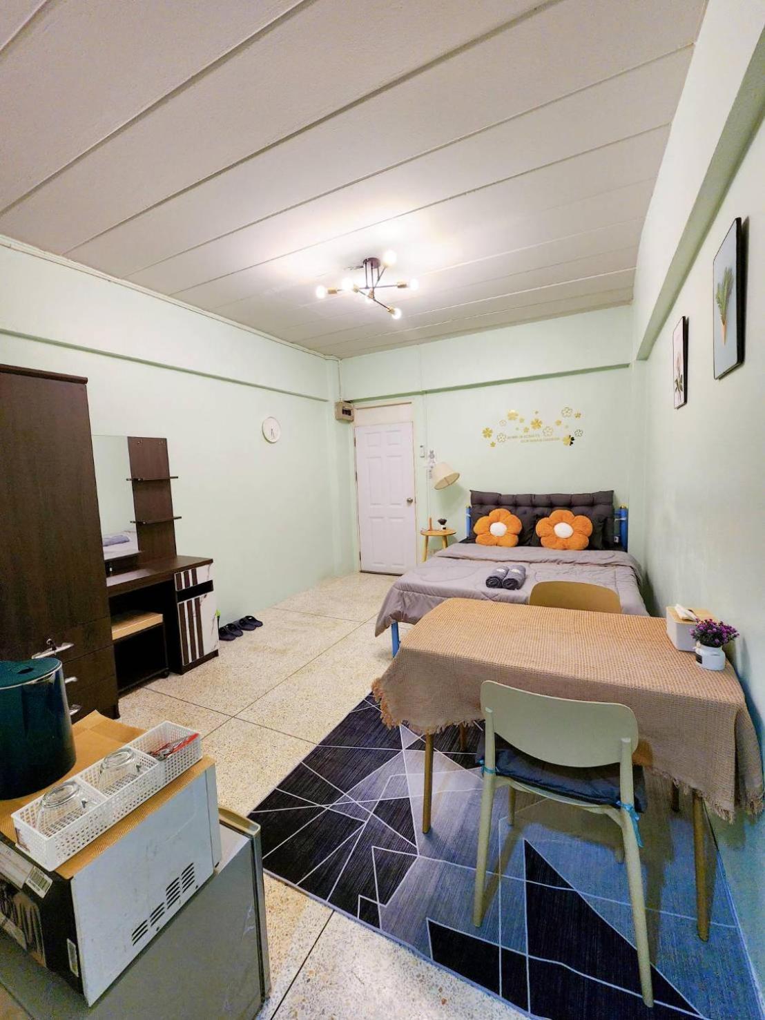 Leilighet 703-stp Homely Free Wi-fi And Near Bts Line Bangkok