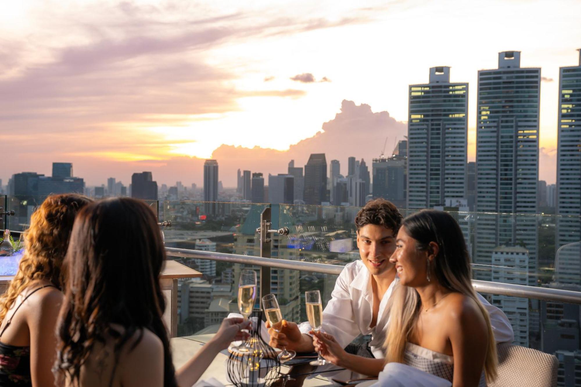 Skyview - Sukhumvit Hotel 5*