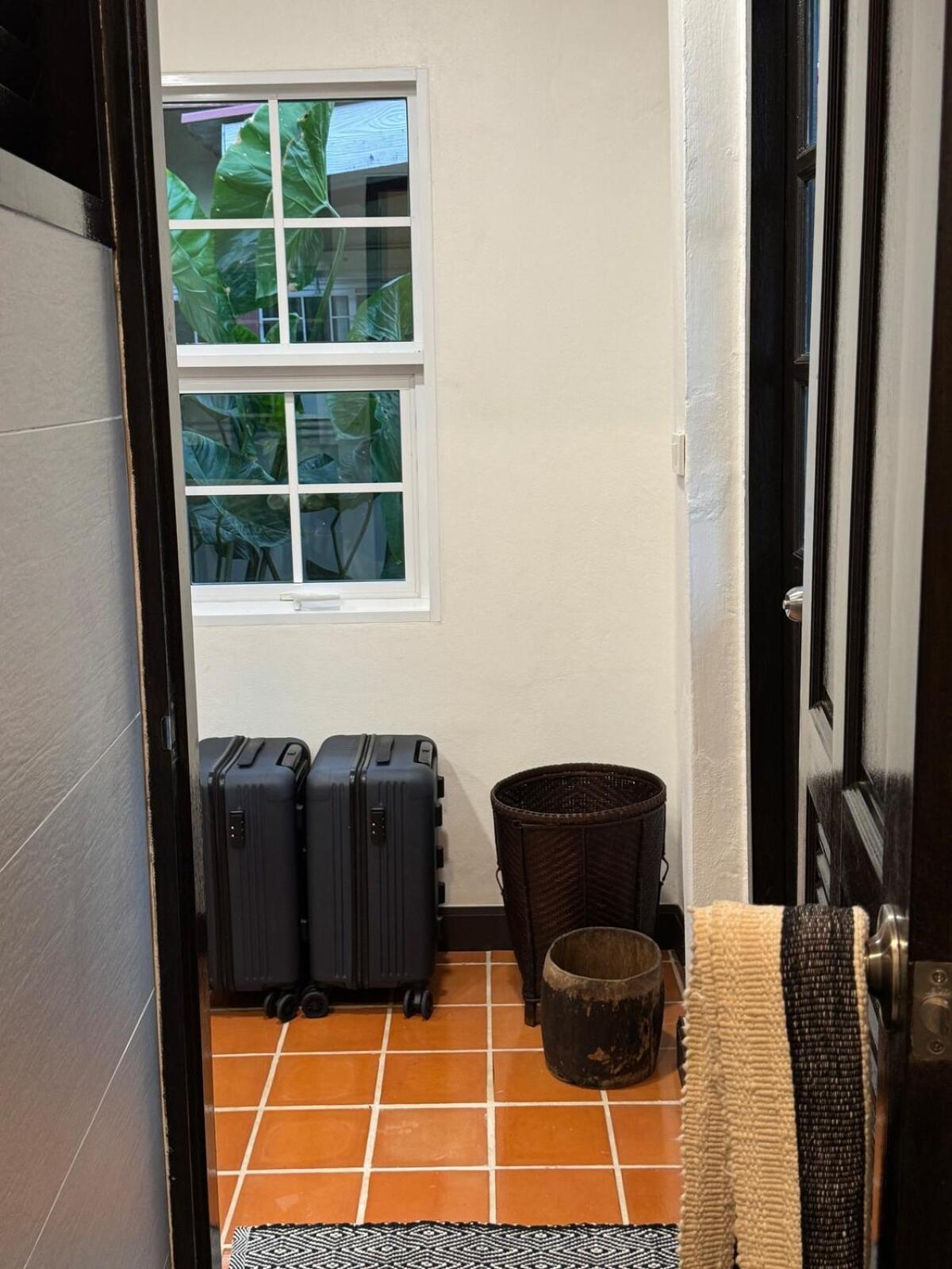 Casa de férias 10mins To Bkk Airport 3br Group Bangkok