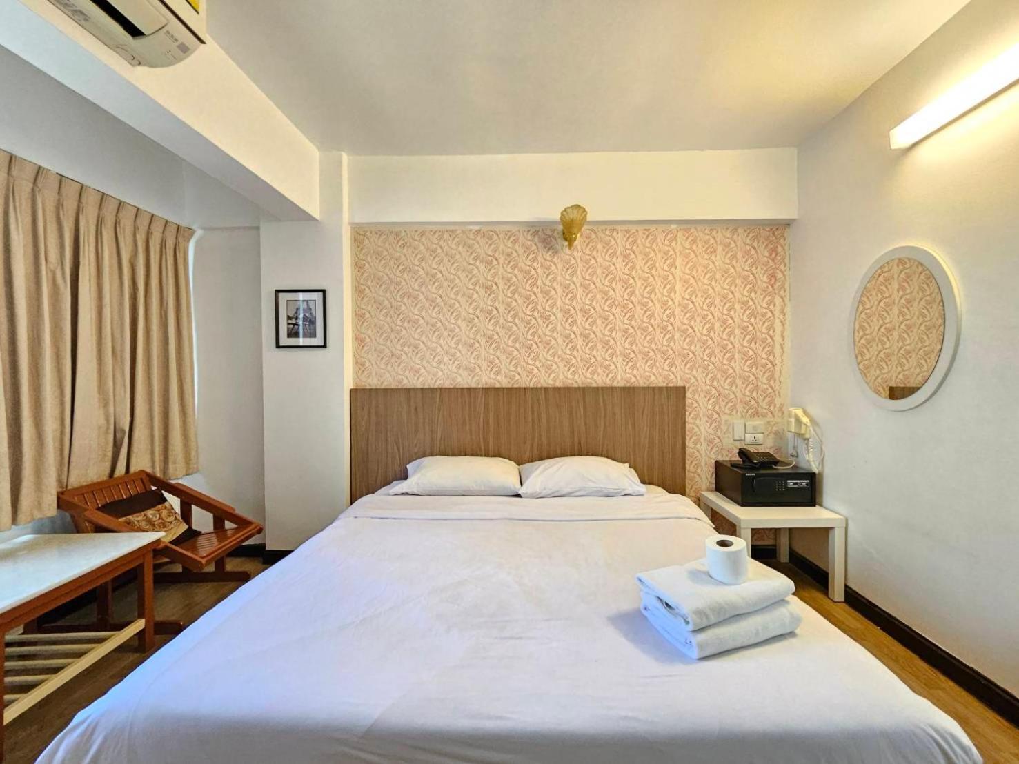 Hotell Crown Bts Nana Bangkok