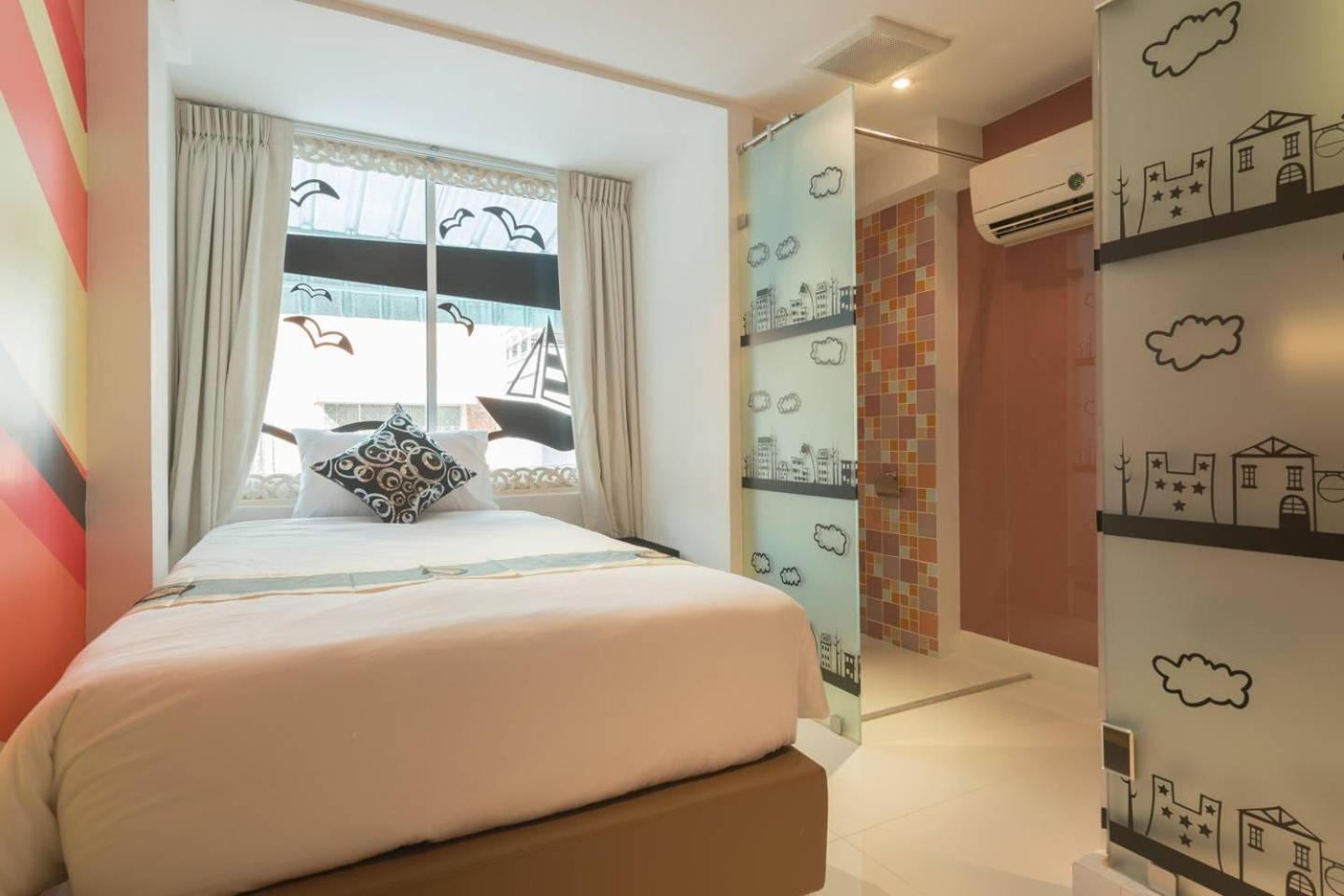 Double Five Albergue Banguecoque