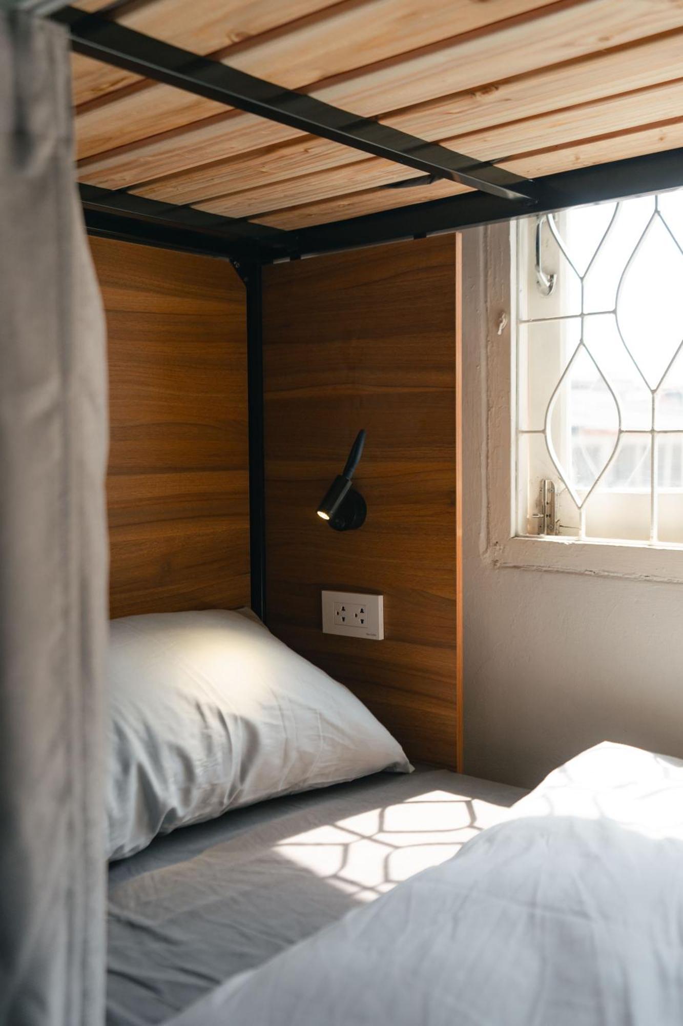 Nap In A Blue Moon Hostel *