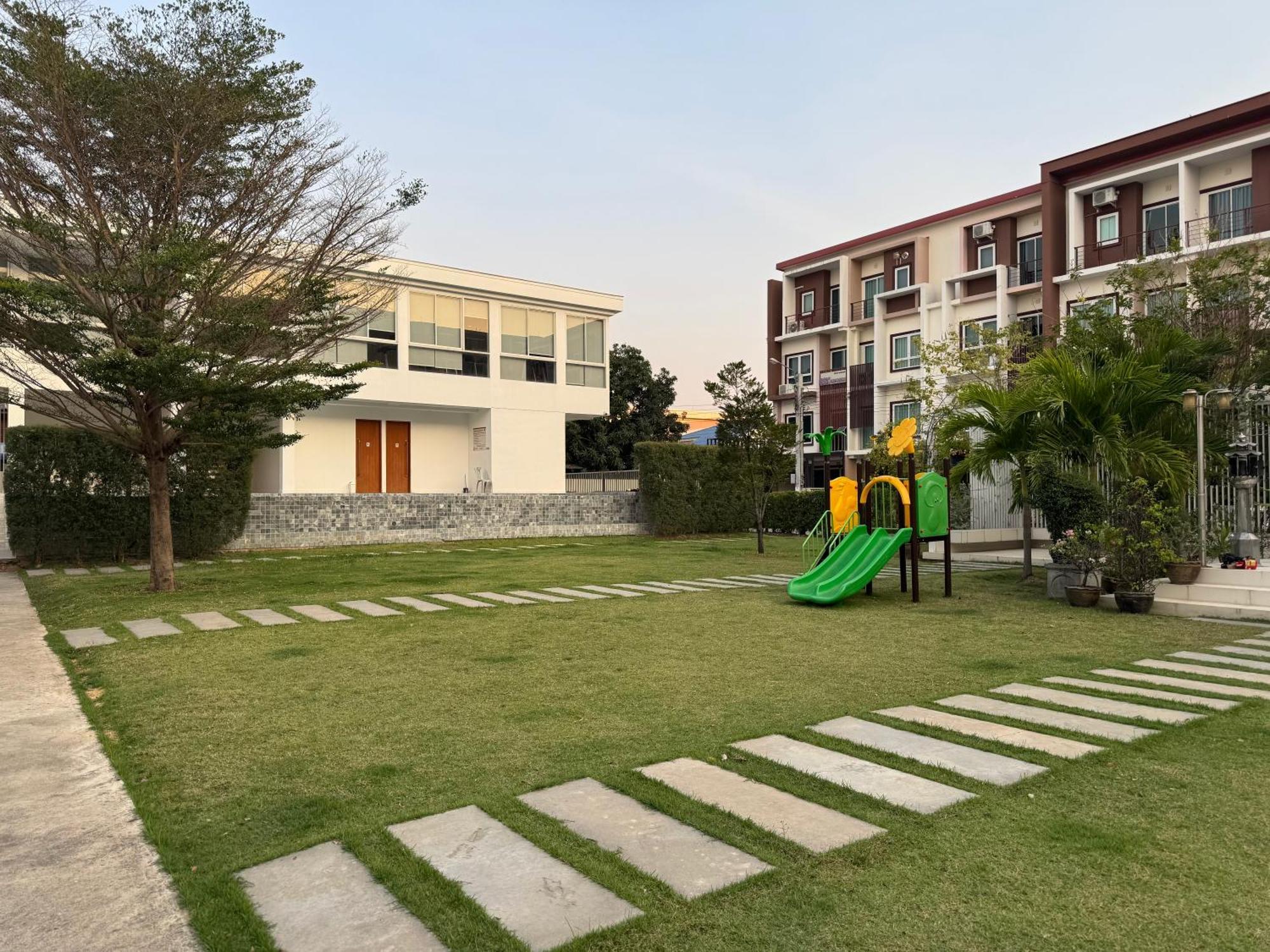 Jira Private Cozy Near Suvarnabhumi Airport Guest house *