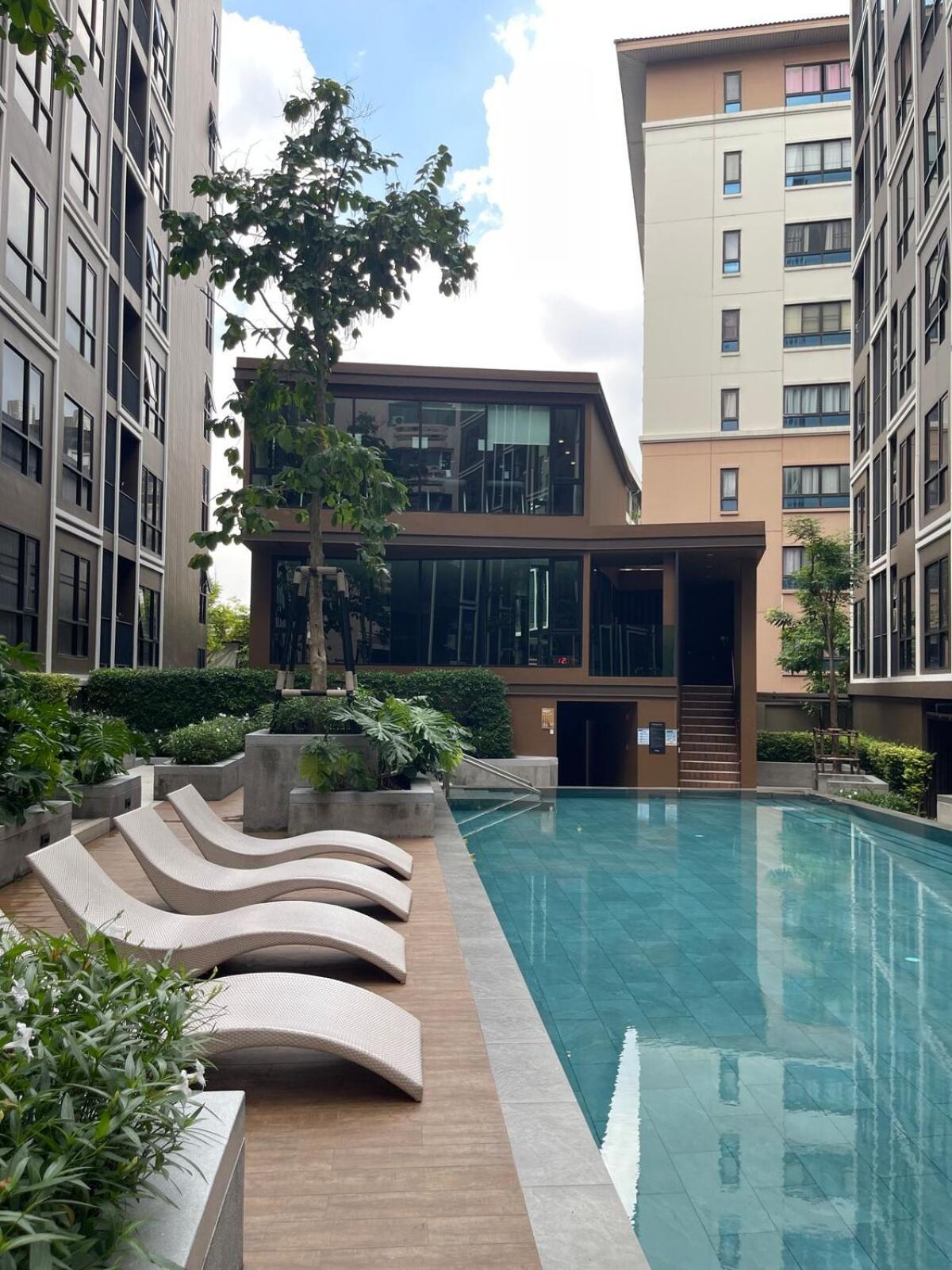 1 Bedroom - Sathorn Serenity Residences With Pool And Gym Bangkok
