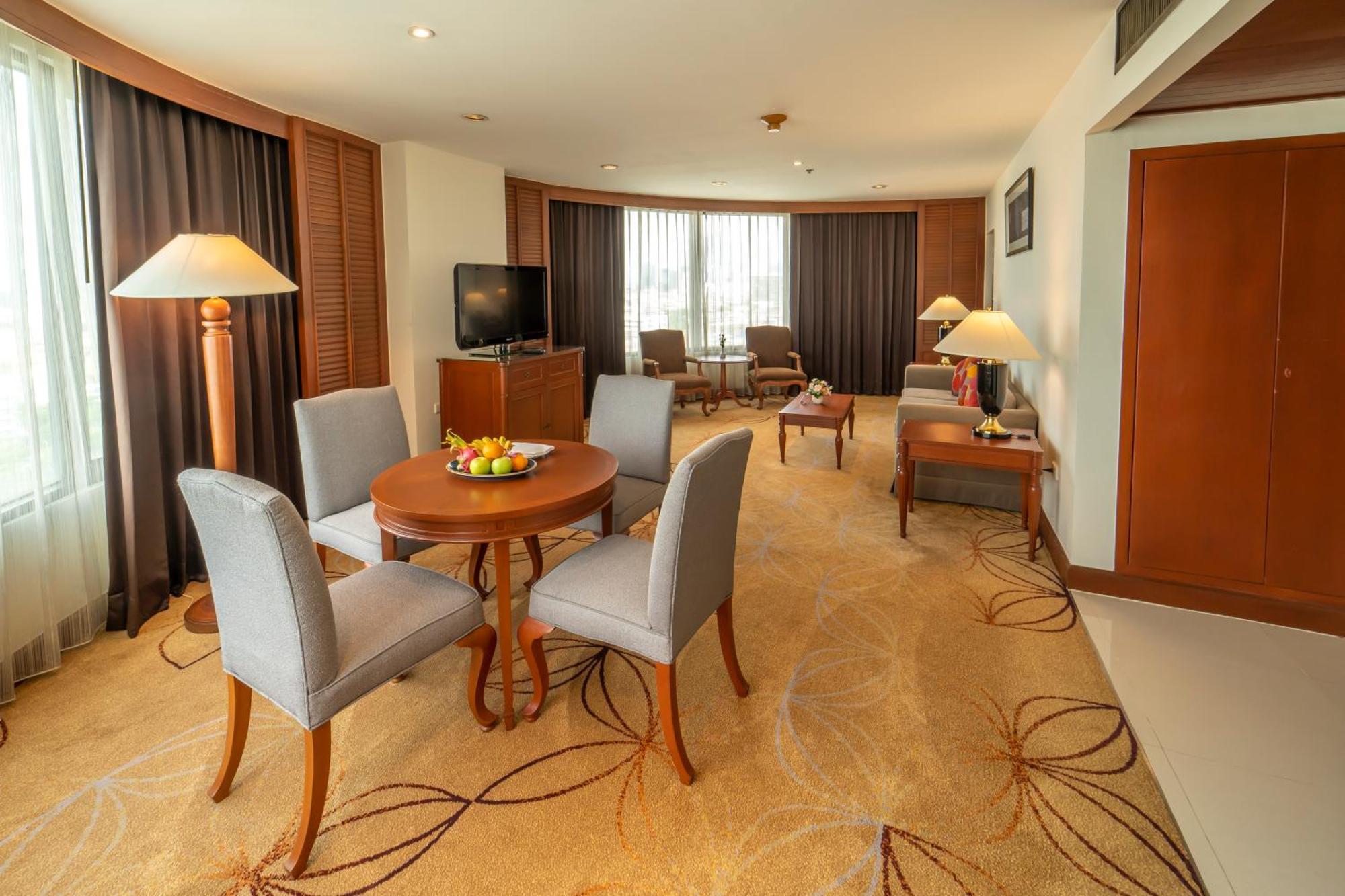 Century Park Hotell