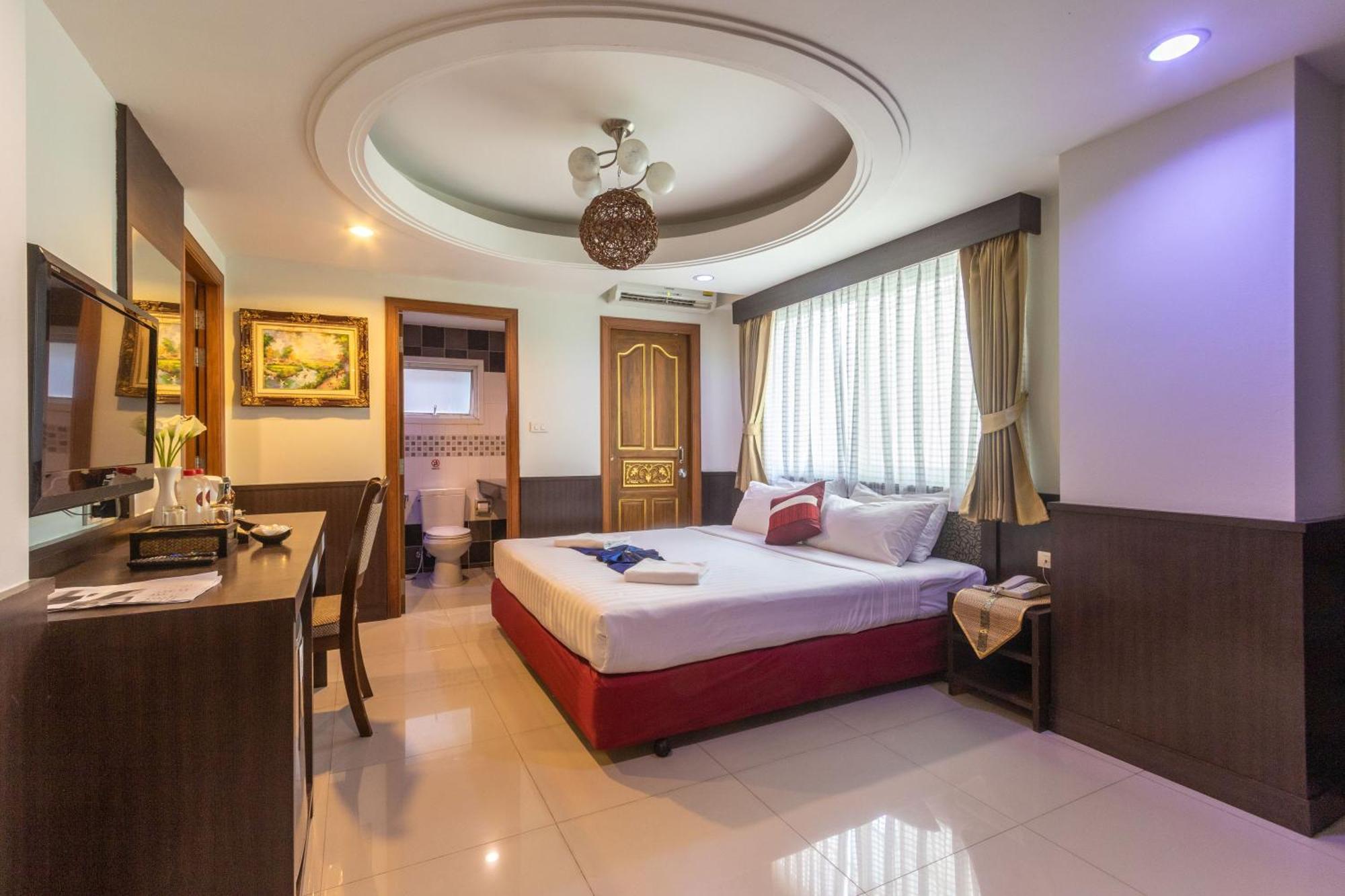 Hotel Gusto Pratunam 4*