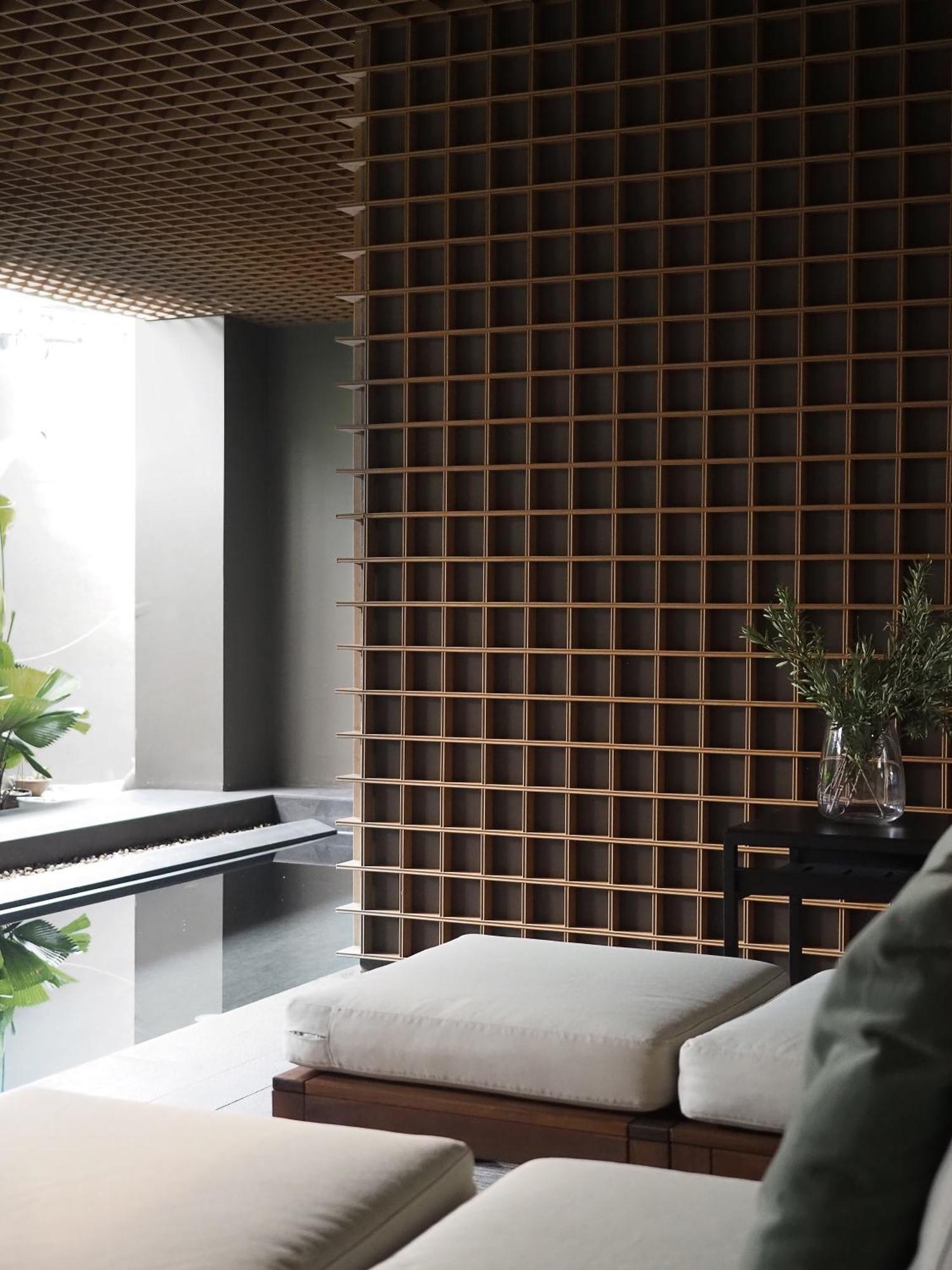 Khách sạn Norma Sathorn - Formerly T2 Sathorn