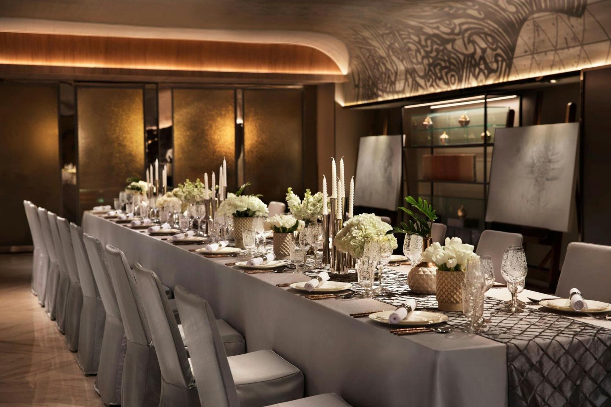 Marriott Marquis Queens Park 5*