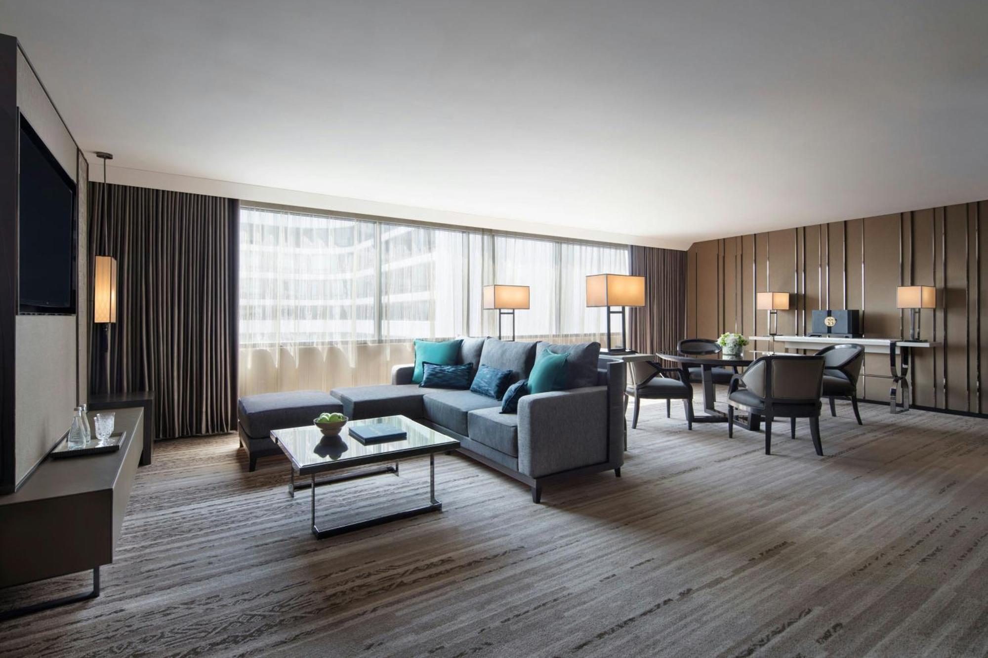 Marriott Marquis Queens Park 5*