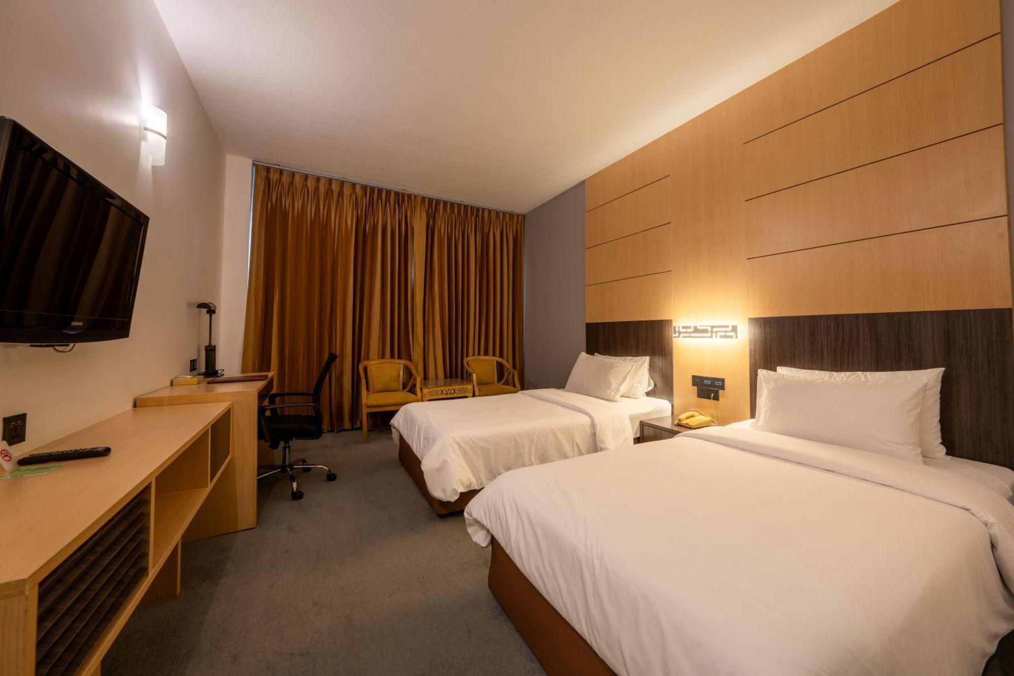 Hotell Ariston 4*