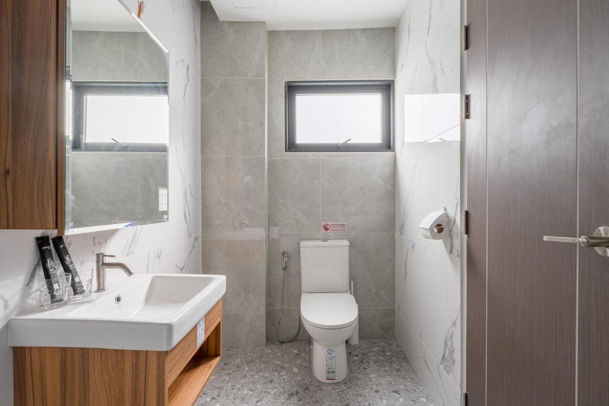Cj Private Near Bts Thonglor Bangkok