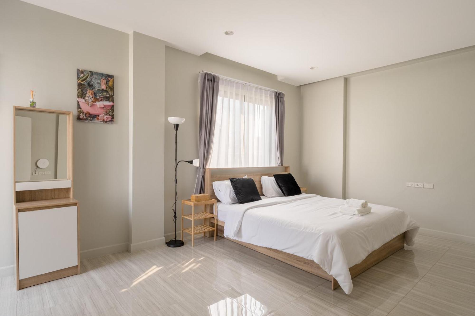 Villa Cj Private Near Bts Thonglor Bangkok