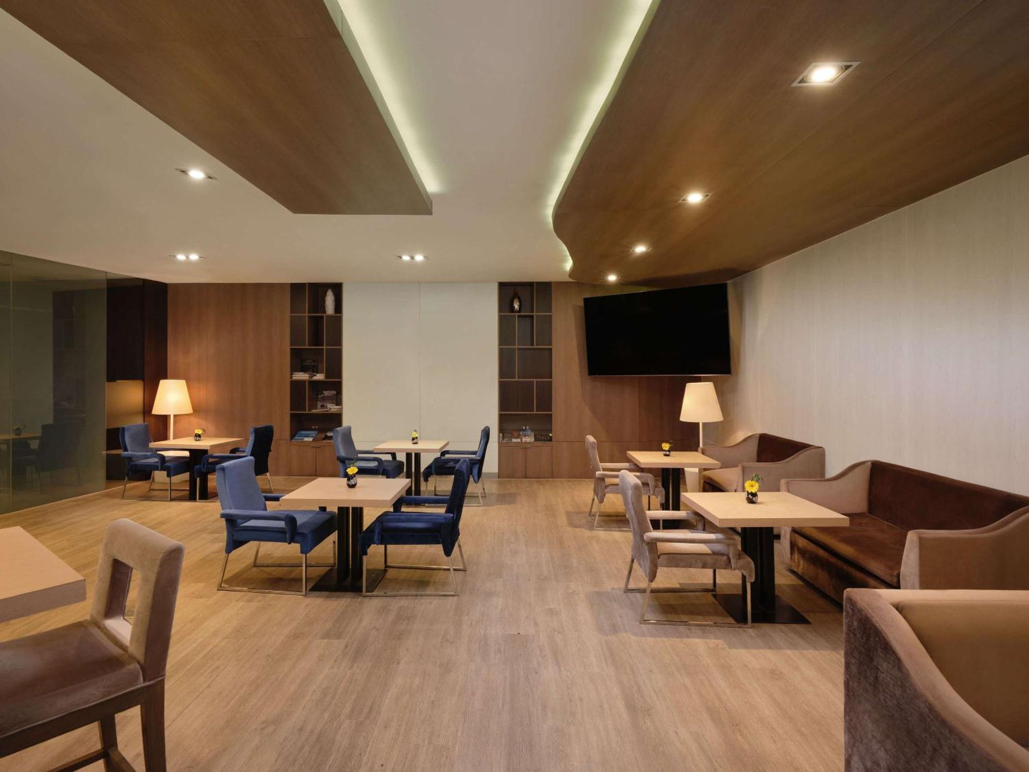 Khách sạn Novotel On Siam Square