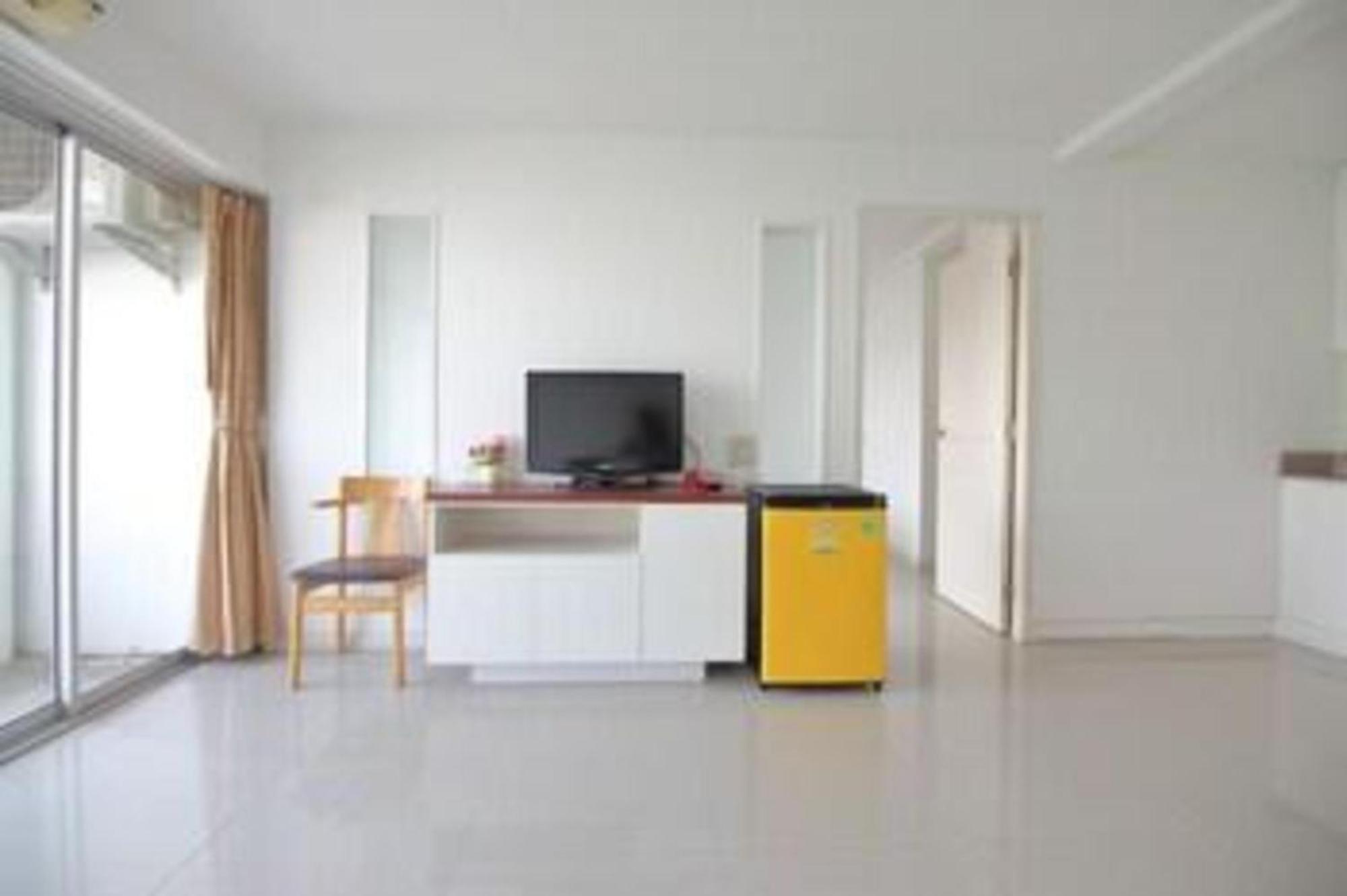 Super Oyo 498 Ladawan Khách sạn Bangkok