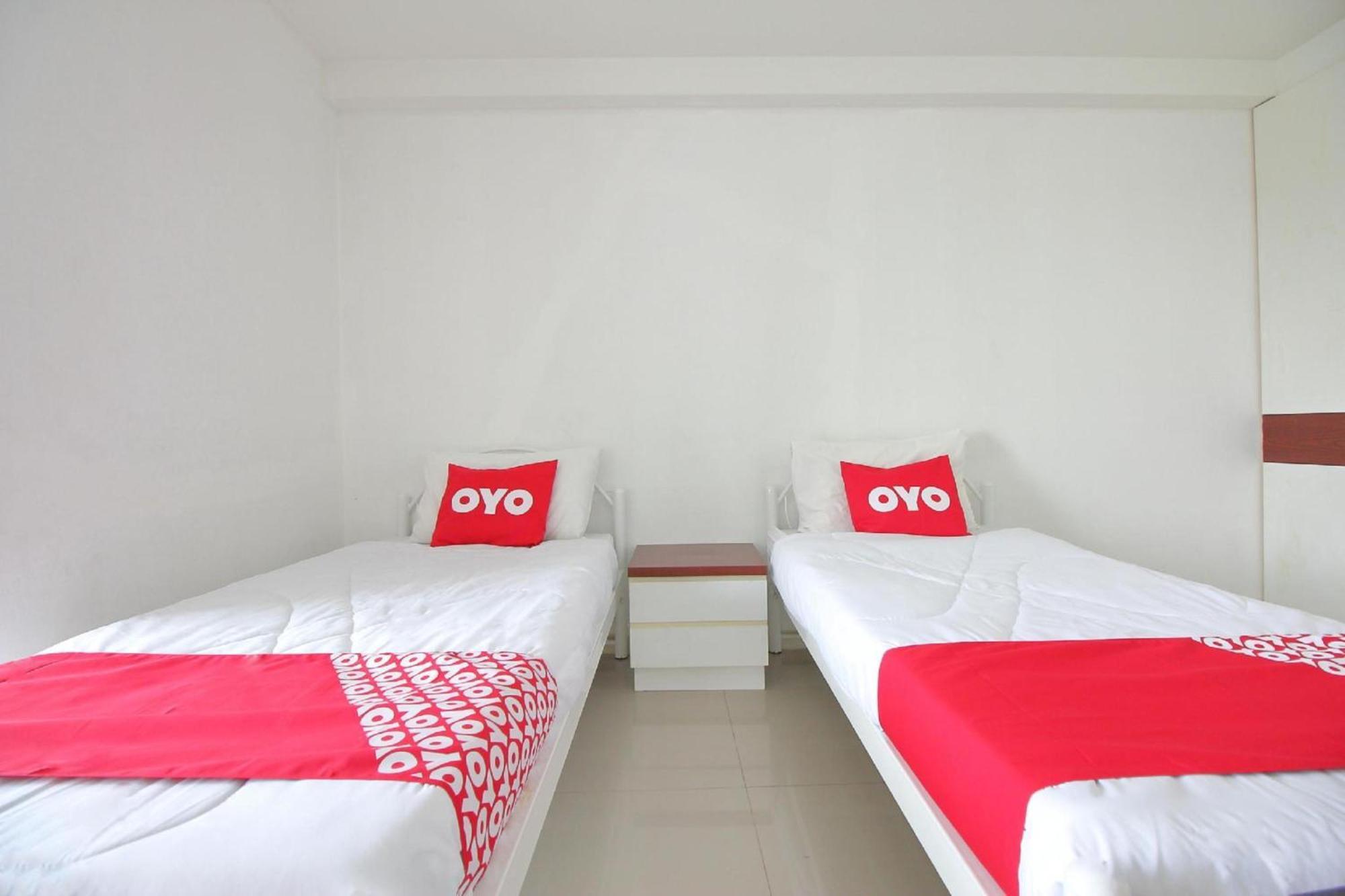 Super Oyo 498 Ladawan Khách sạn Bangkok