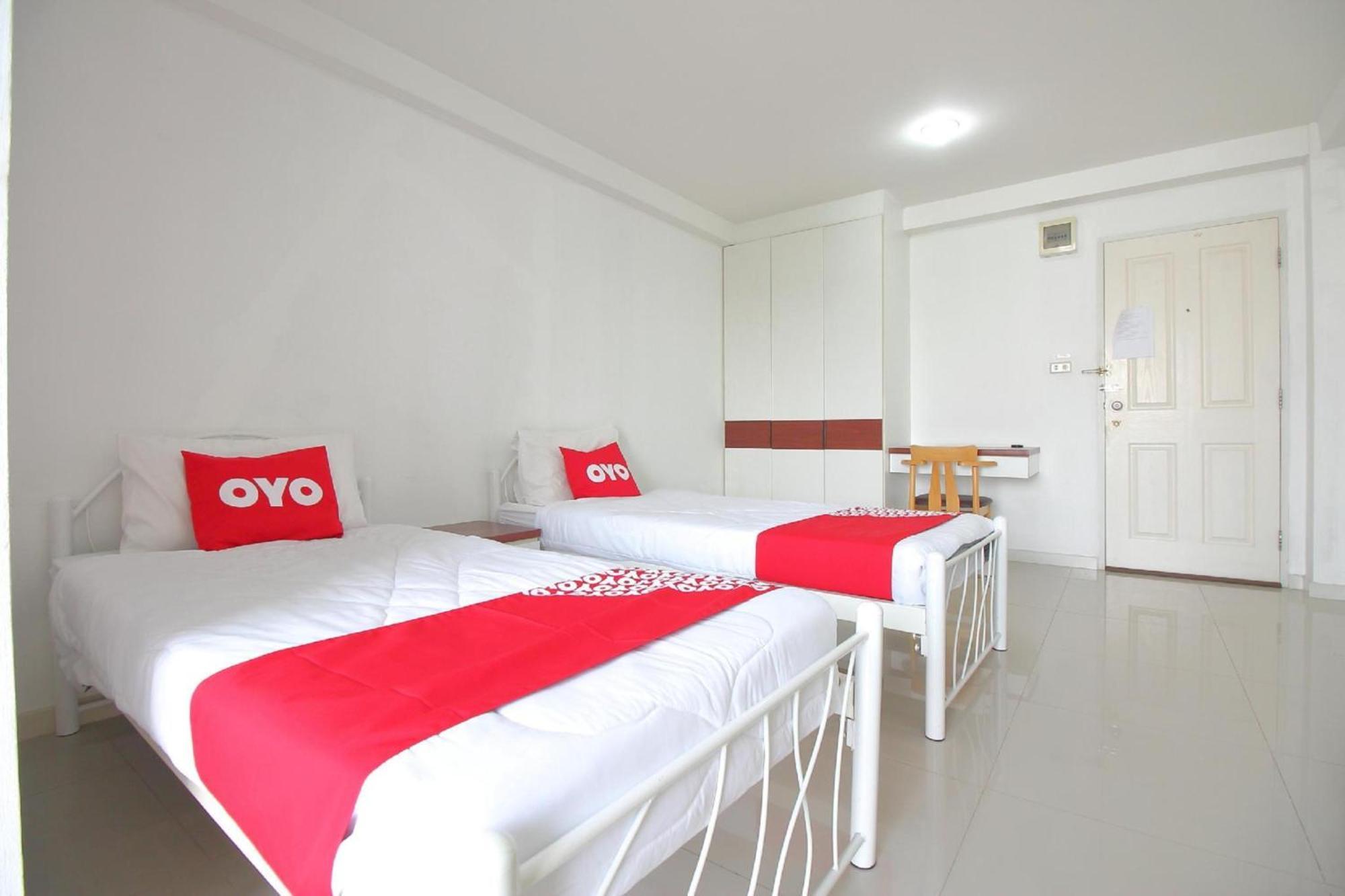 Khách sạn Super Oyo 498 Ladawan 3*