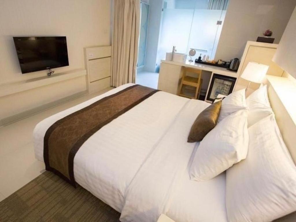 Hiptique Sukhumvit 13 Hotel 3*