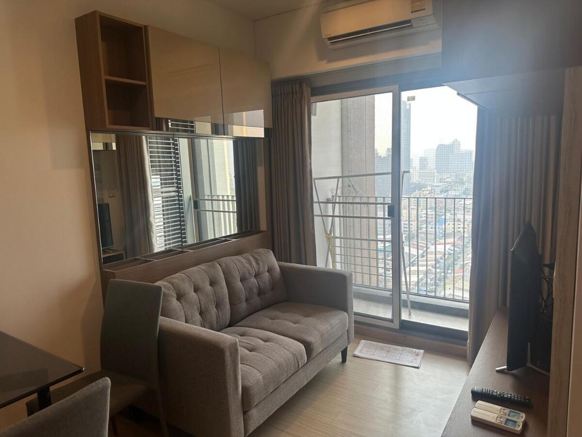 Apartment Luxury - Bts Punnawithi - Pool, Gym, Sauna Bangkok