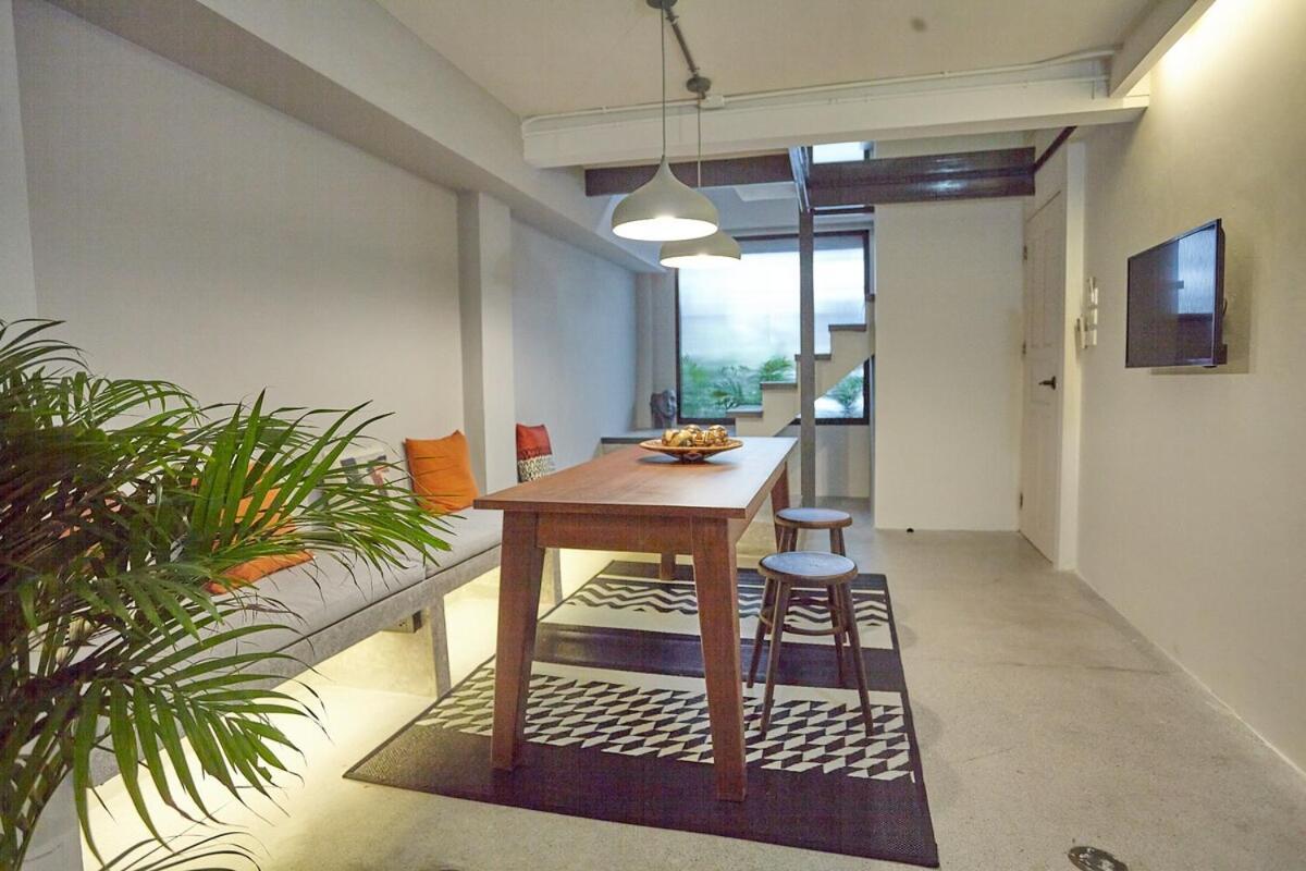 Stylish Duplex 2 Bedroom - 3 Mins Walk To Bts Nana Appartement Bangkok
