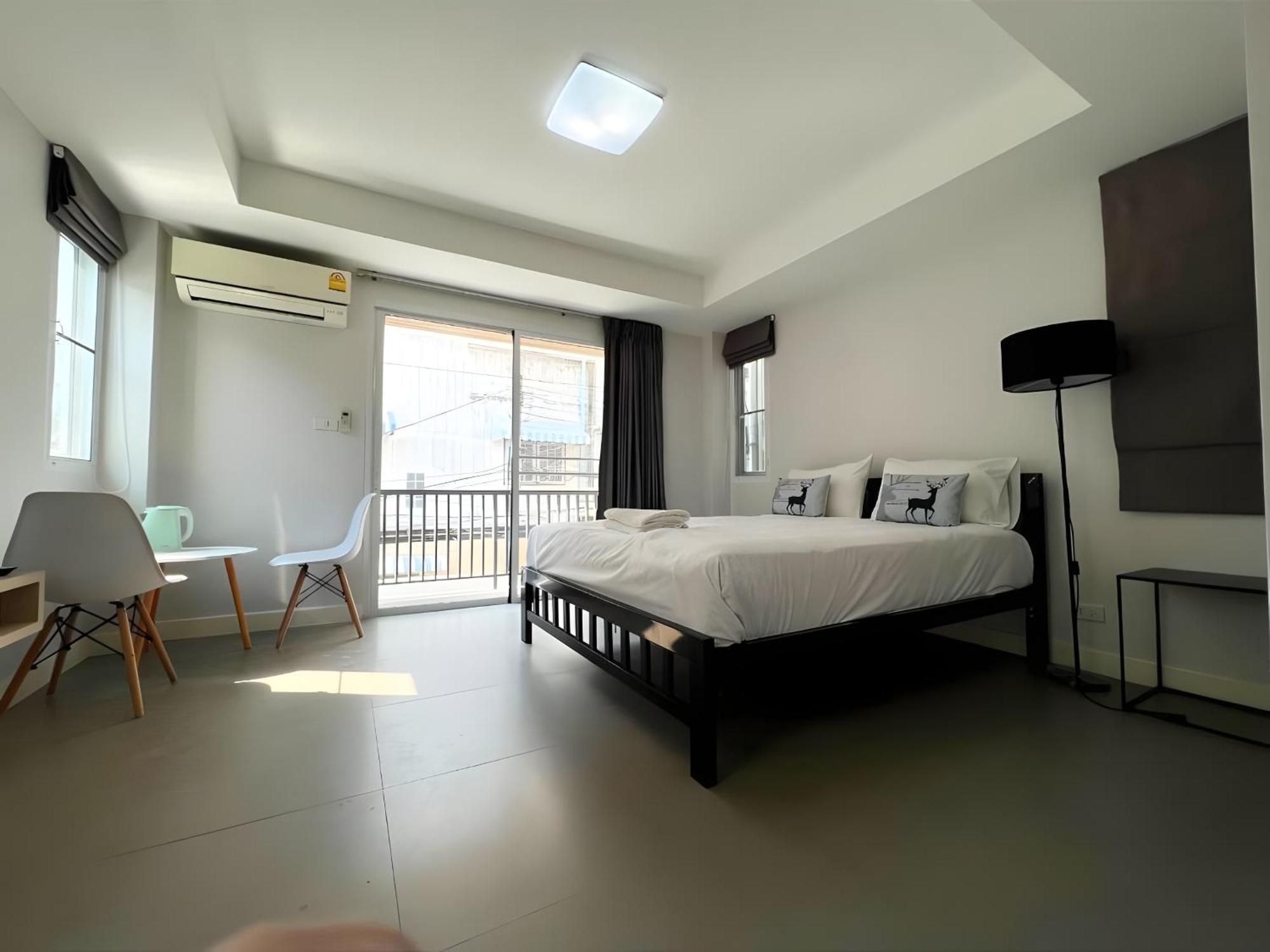 Apartment X Mitr The Grand Palace - Samyot *