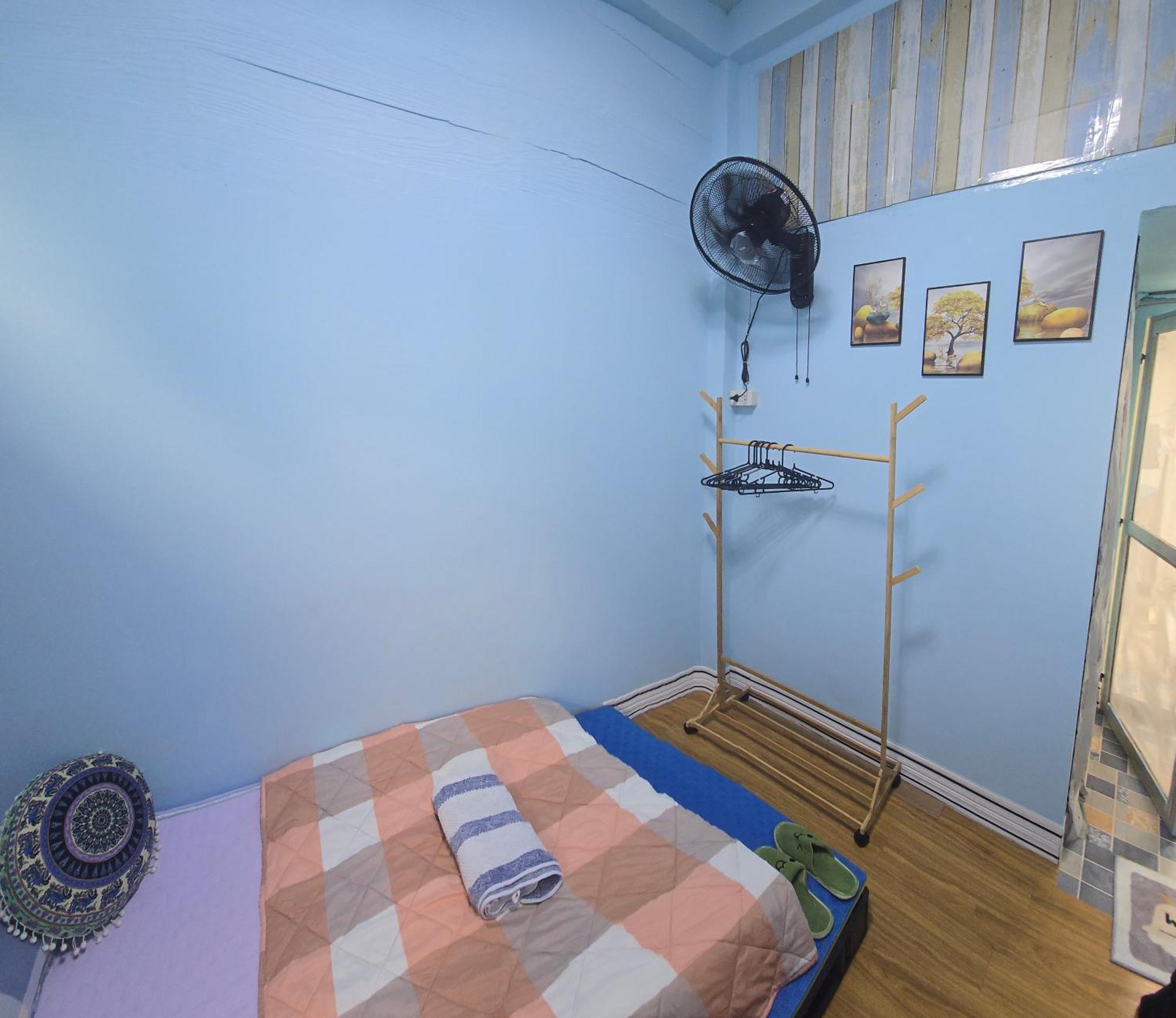 214 Lovely With Private Bathroom And Wifi Appartement