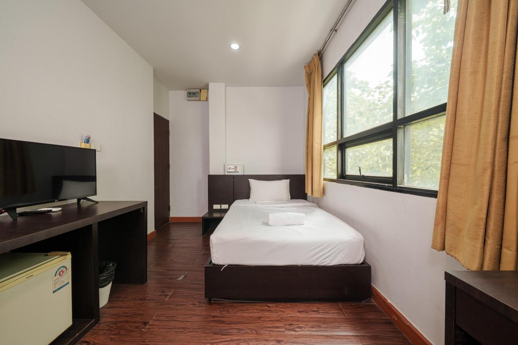 Dancenter Khaosan Park Apartemen