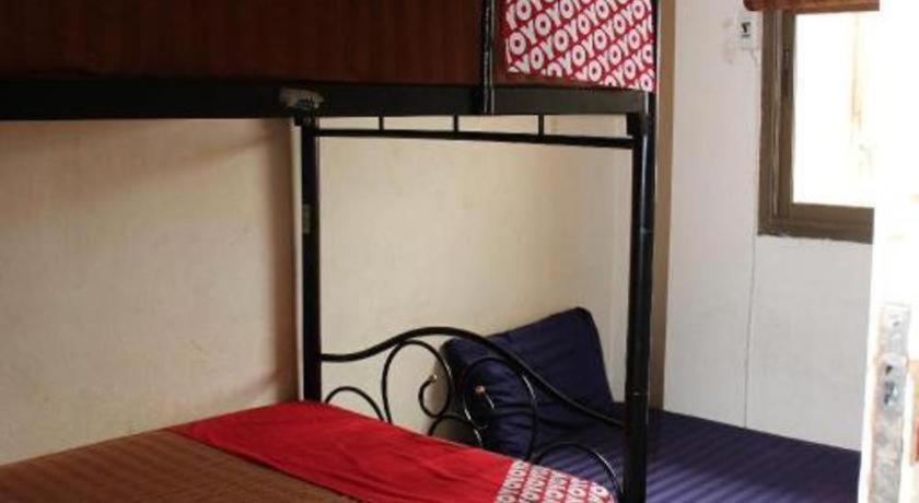 Hotel The Twins Hostel 2*