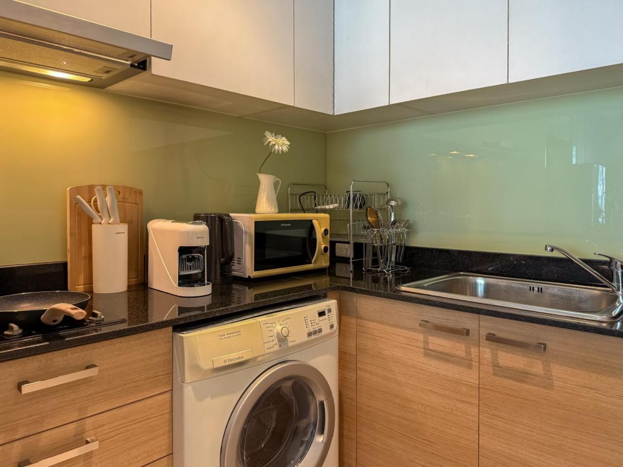 Apartment Luxurious High-rise - Ultra Fast Wifi - Mrt Petchaburi