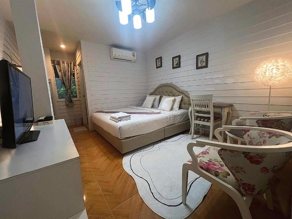 Hotel Ban Thungdang Housetel