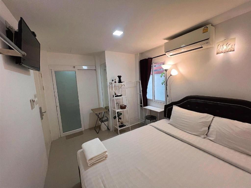 Ban Thungdang Housetel Bangkok