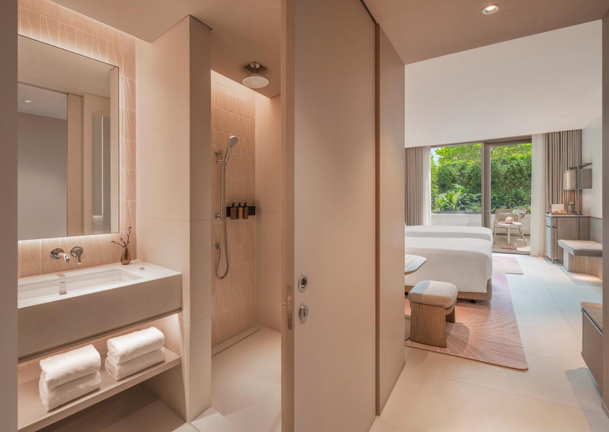 Hotel Kromo Bangkok, Curio Collection By Hilton