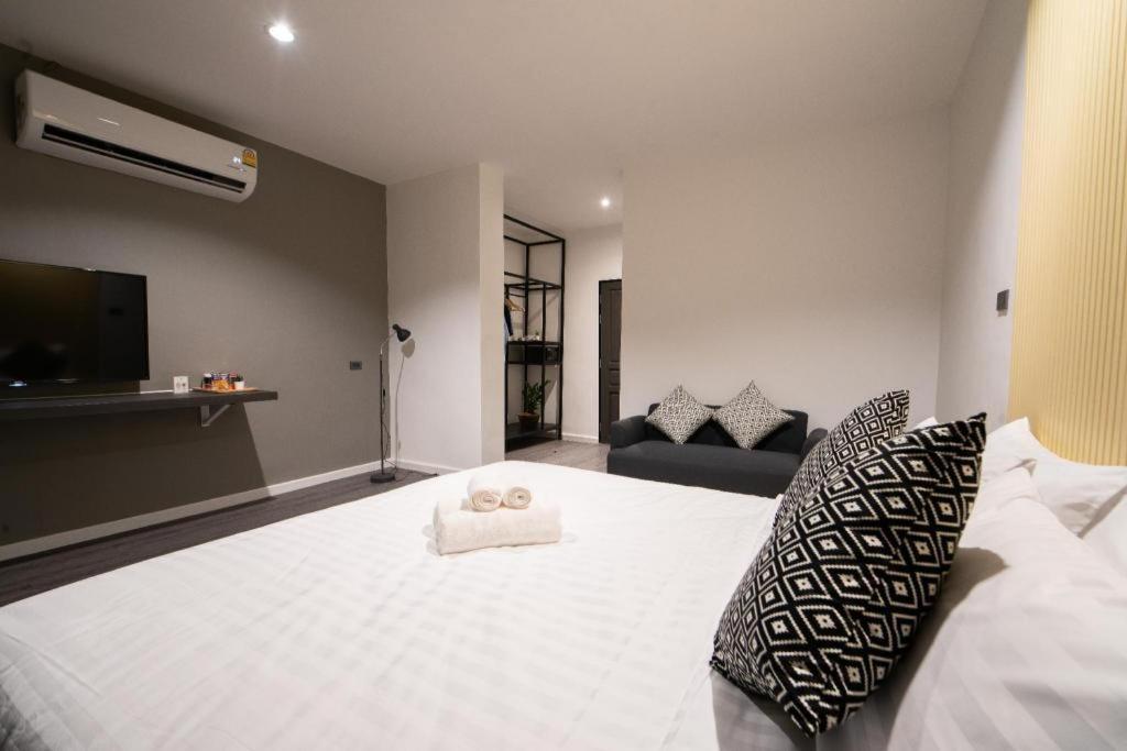 Kowtha Rivertel 3*