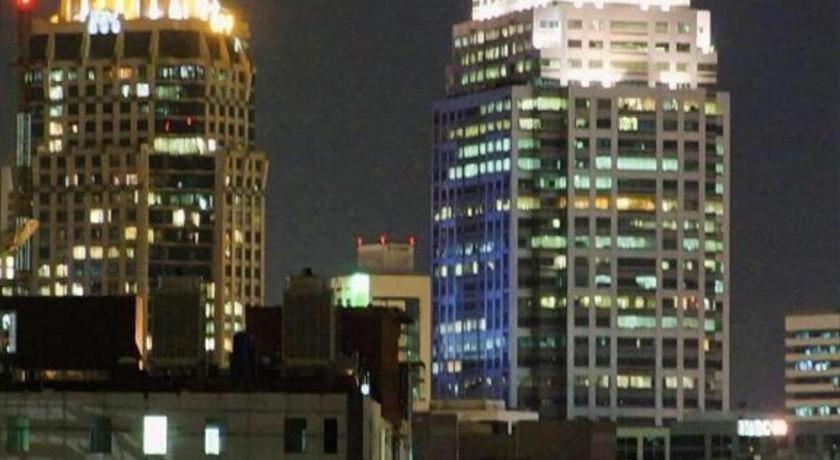 The Boss Sathorn Hotel 2*