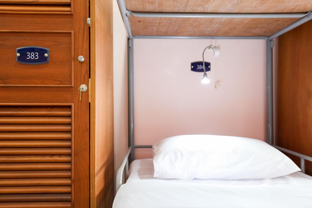 Asrama 8 Sukhumvit Soi 8 *