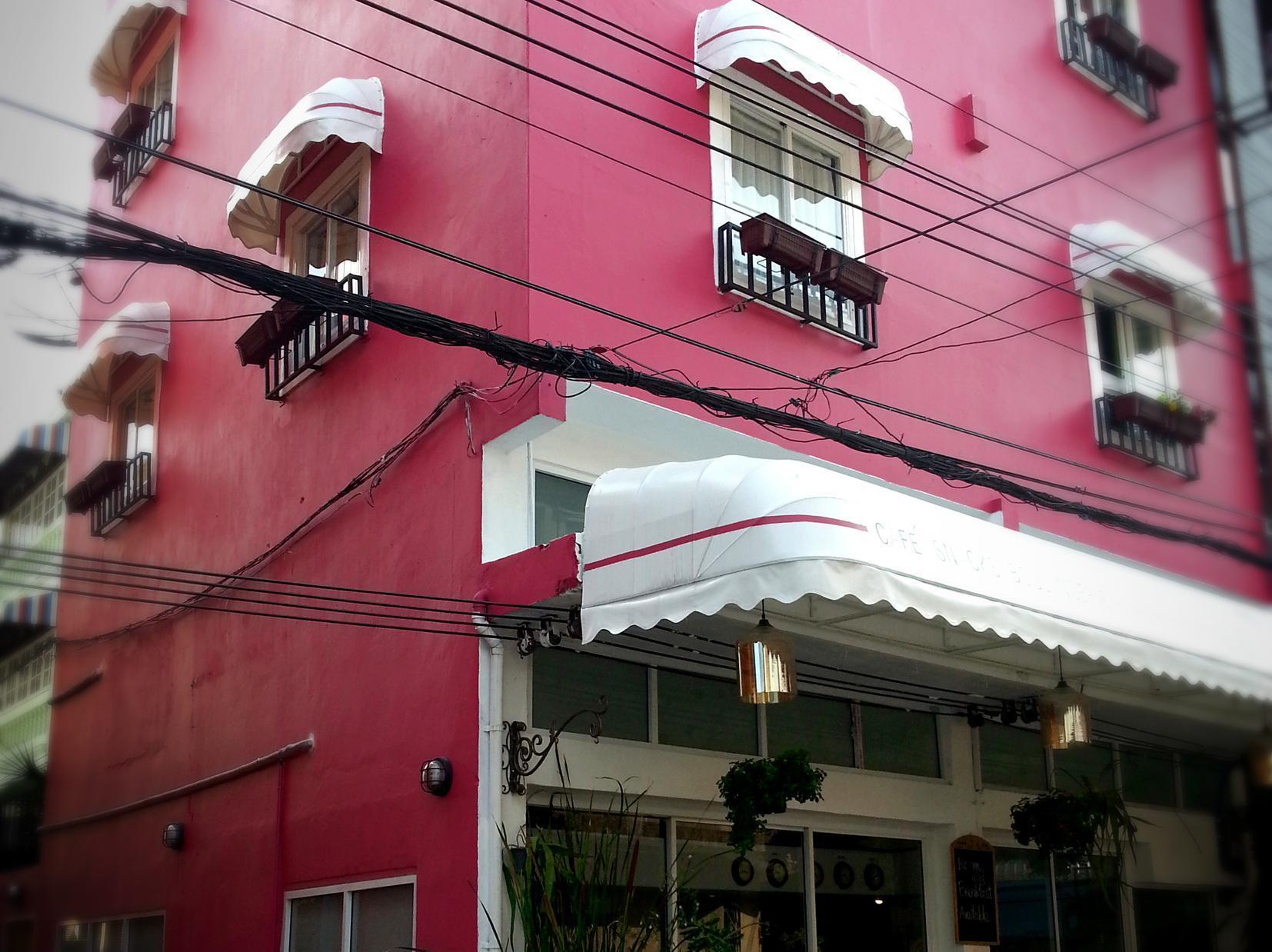 Asrama Ploy Bangkok