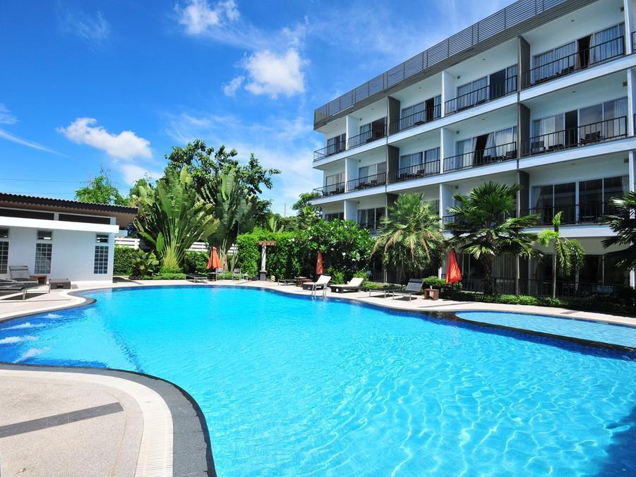 Bs Premier Airport Hotell 3*