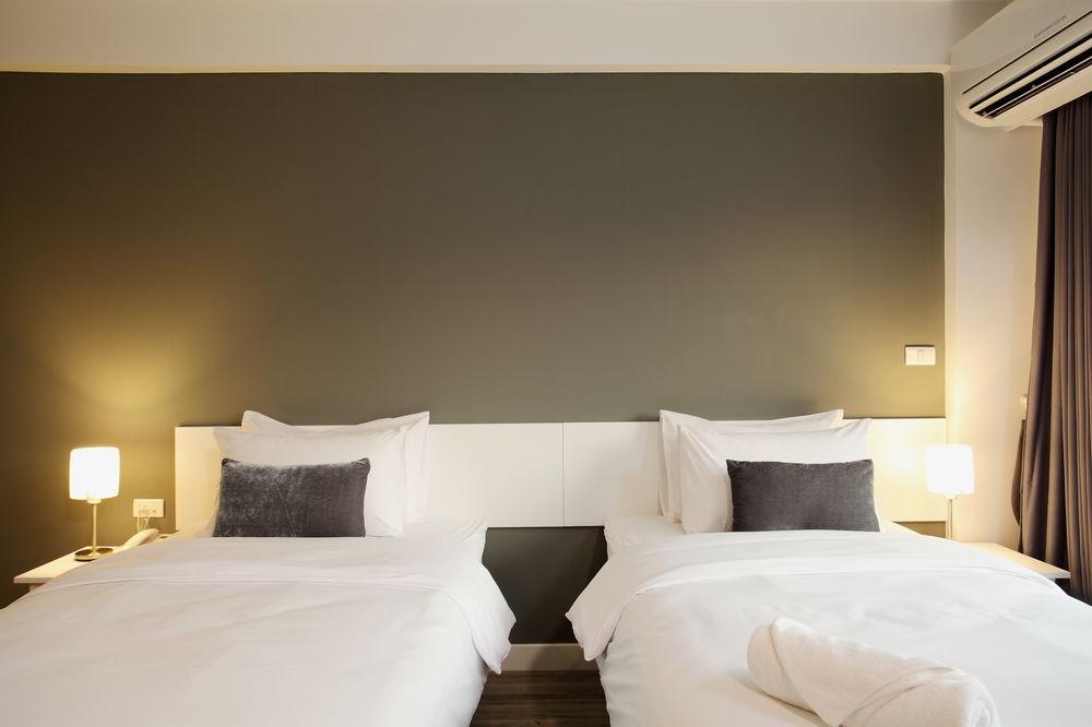 Airport Hotel 3*