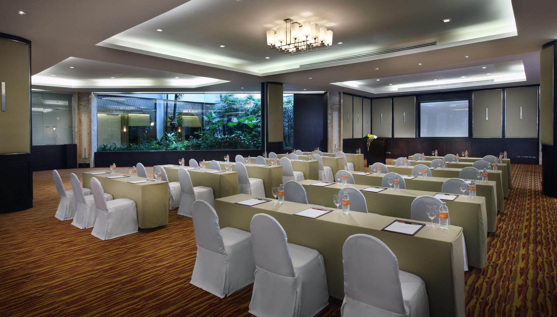 Hotell Amari Don Muang Airport 5*