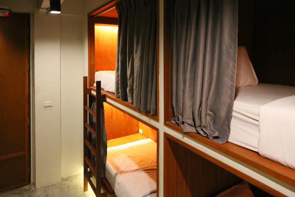 Hostel Once Again